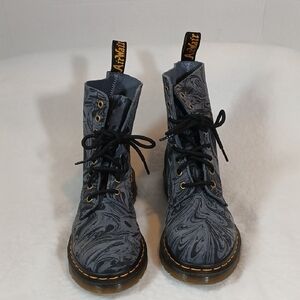Dr. Martens Marbled Suede Lace-Up Boots Black/Gray Sz 8 Women